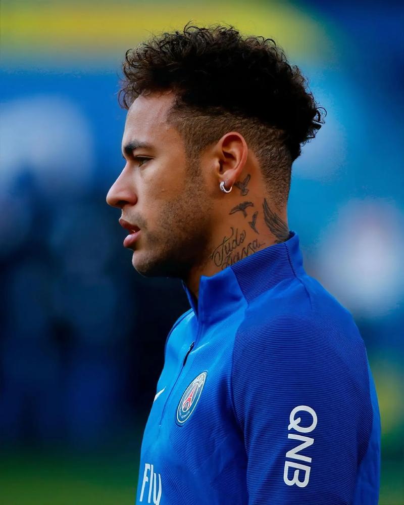 BLG赛后群访 Yagao谈交手Xiaohu：压力很大，一头汗