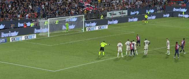 IG上一轮刚刚遭遇首败，此战面对LGD能否及时调整非常关键