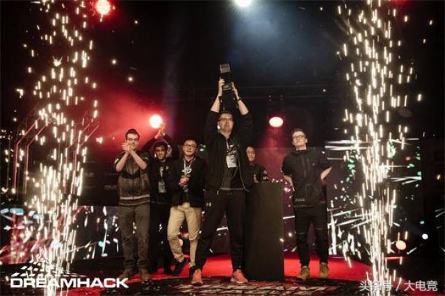 LCS赛区的100 Thieves战队今天官宣了教练组大名单